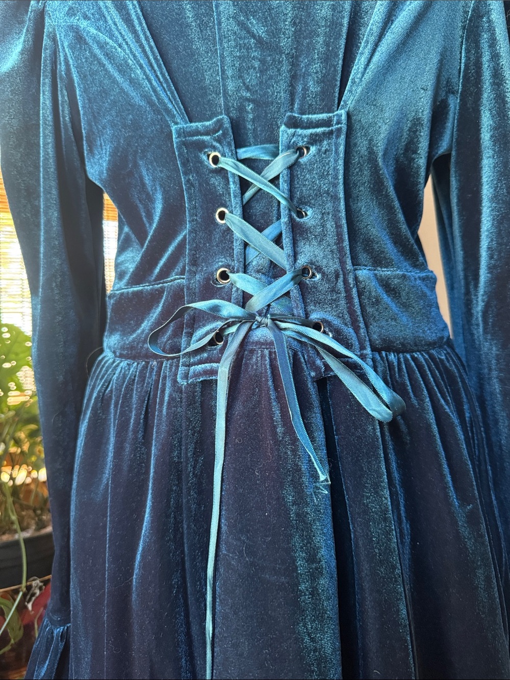 2XL Victorian Choice Prussian Blue Velvet Gown Edwardian Vintage Dress Gothic - Picture 15 of 16